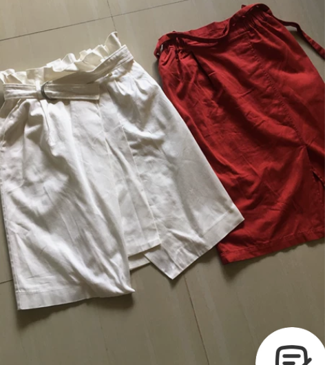 买一送一女士中裙包裙 白色比较新的，没有穿...