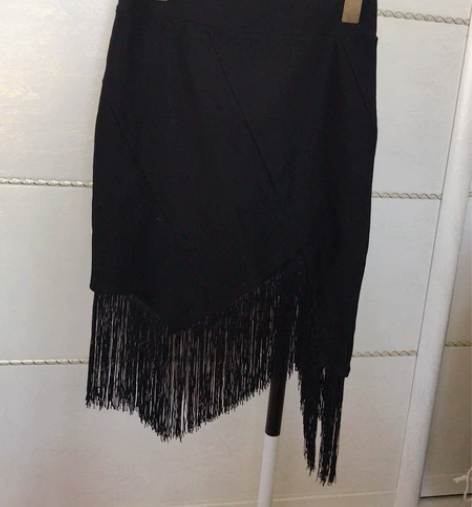 M码成人流苏中裙质量很好 感兴趣的话点“我...