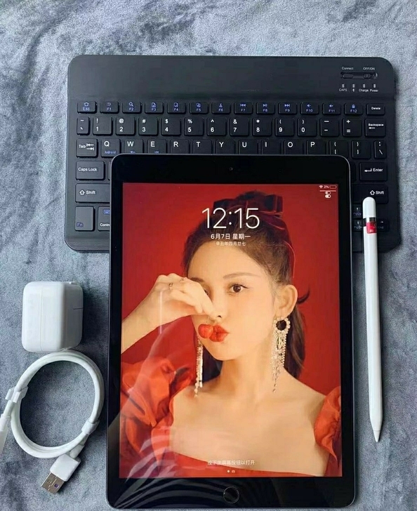 iPad2019款，新款iPad7代，12...