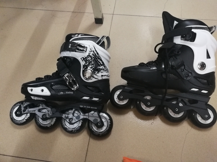 轮滑鞋37码  九成新  护具路障全买来一...