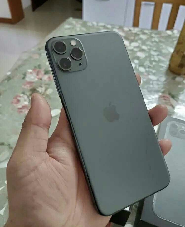 iPhone11promax 国行正品 2...