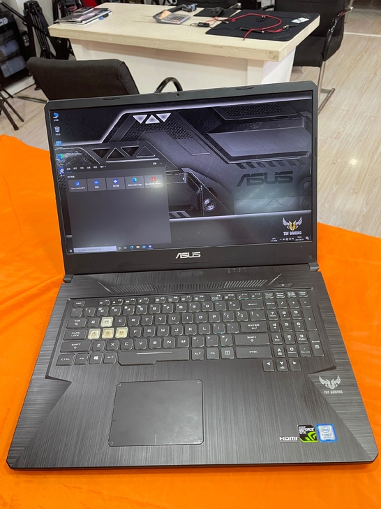 华硕FX86SM飞行堡垒1060游戏本 1...