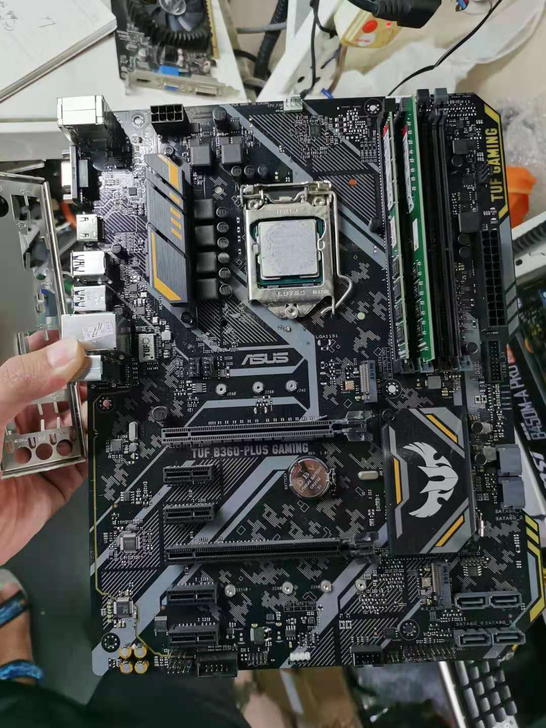 华硕tuf B360 plus gamin...
