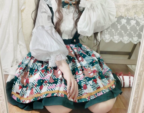 【现货】奶油甜心内搭木耳花边大翻领Loli...