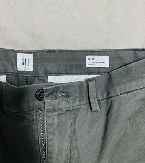 GAP 男士休闲裤 深灰色 尺码32/30...