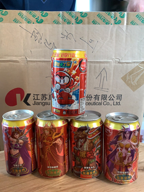 可口可乐纪念罐 游戏 魔兽世界 跑跑卡丁车...