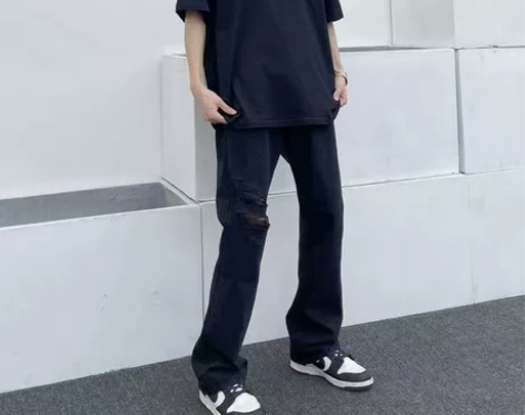 高街黑色破洞微喇叭牛仔裤潮牌直筒割破复古小...