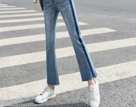 牛仔裤女春秋2018新款韩版显瘦宽松超火直...
