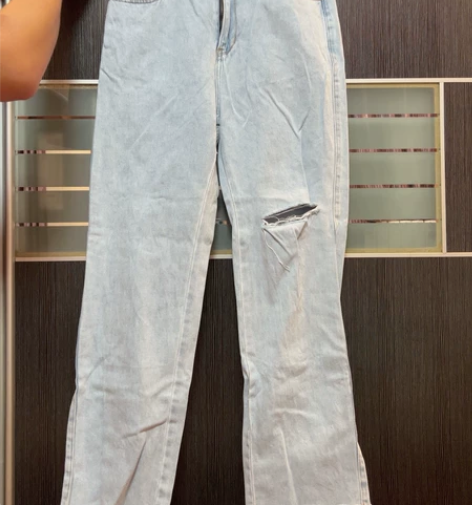 UR破洞牛仔裤 穿1洗1