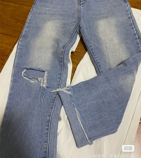 破洞牛仔裤，115斤以内的妹纸可以穿。有腰...