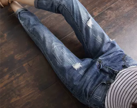 2021春夏新款破洞牛仔裤女哈伦高腰宽松显...