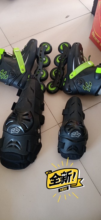 全新轮滑鞋，鞋码适用41-42脚，质量看图...