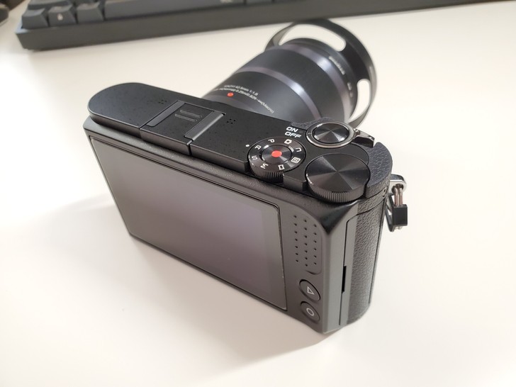 小米 小蚁 微单 相机 头版  2个镜头 ...