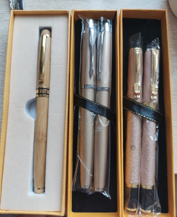 楠木钢笔礼品笔签字笔,一只20包邮,全入6...