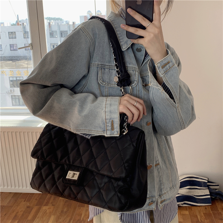 女包包2021新款菱格大容量尼龙包复古链条...