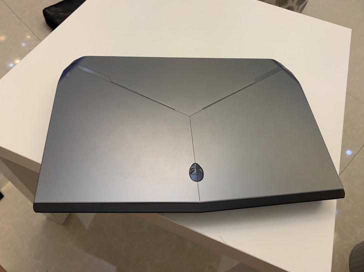 戴尔外星人alienware 15 r2专...
