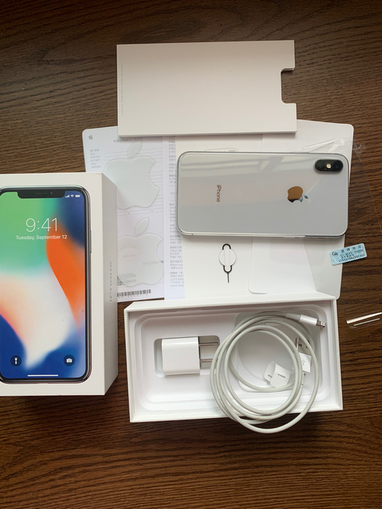iPhone x 256G京东购买的国行三...
