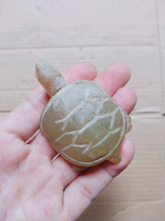 手工老玉雕一个，完好无缺，品相好，便宜卖，...