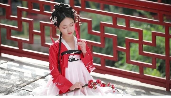 汉服明月已绝版 八十包邮
