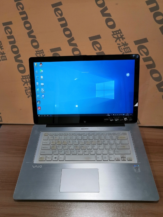 出一台索尼SVF15N18SCS触摸屏可翻...