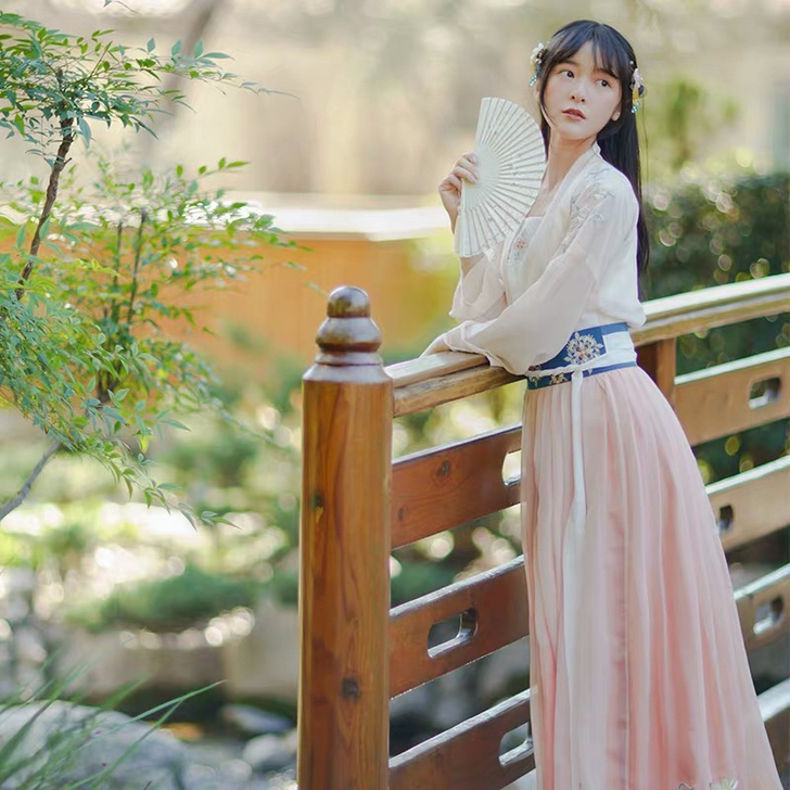 徐娇织羽集[金缕曲] 改良汉服汉元素女夏新...