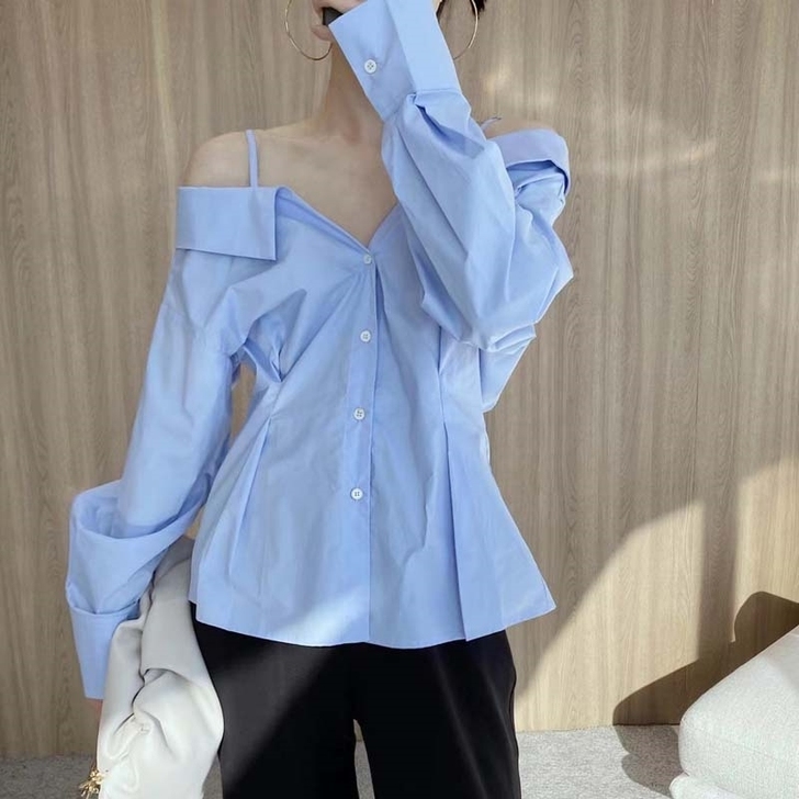 2021新款欧货小性感露肩吊带衬衫，全新均...