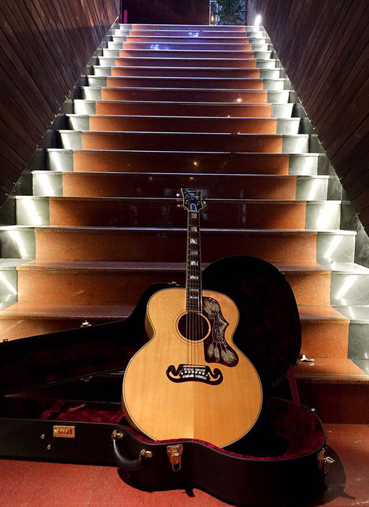 gibson sj200 黄金稻草