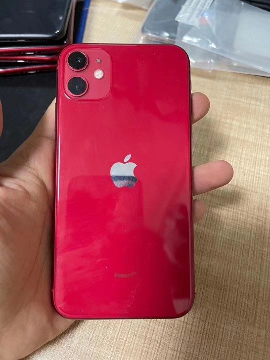 iPhone 11 ，64GB，有面容 ，...