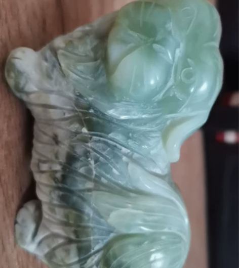 小玉狗，玉雕。 感兴趣的话点“我想要”和我...