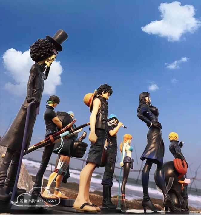 海贼王动漫9人组手办模型黄金黑衣剧场版路飞...