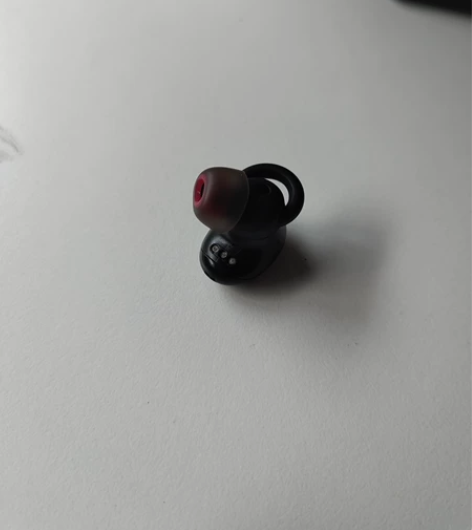 1more蓝牙降噪耳机，左边丢了单出一个右...