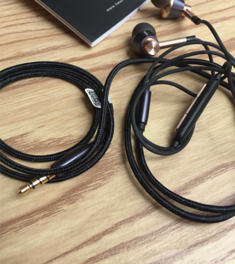 1MORE/万魔 E1001三单元圈铁耳机...