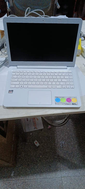 华硕笔记本，成色99新，19年11月份的机器