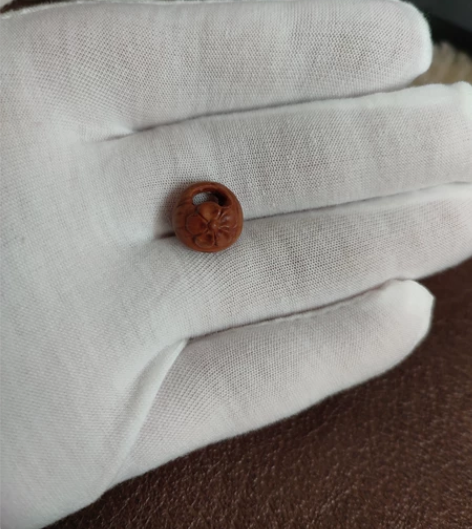 桃核花篮 龙纹桃核做的，申通包邮。