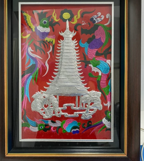 民俗装饰画 侗寨古楼 苗族 手工 银制 银...