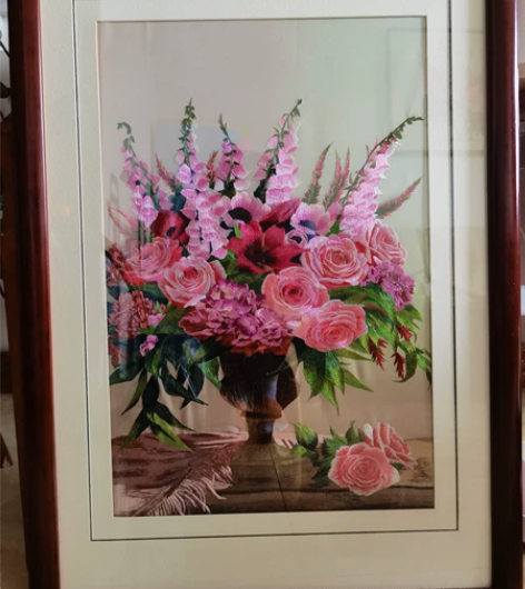 刺绣画，实木框，尺寸80*55CM。只限自...