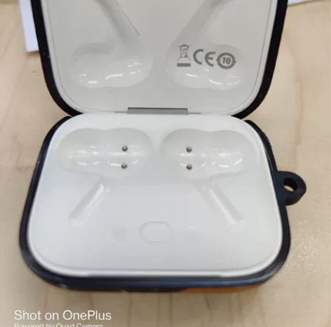 入手其他品牌的手机了，耳机也得跟着换，充电...