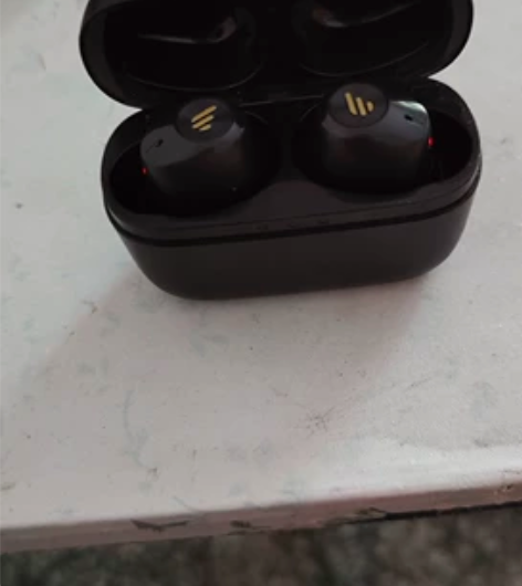 外科99新 耳机无划痕，外加原机保护套， ...