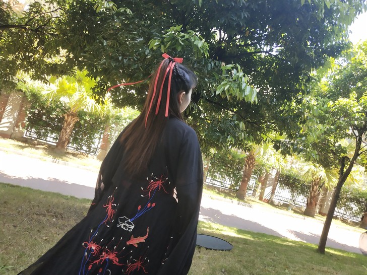 出轩青社汉服彼岸花套装包含内搭、大袖衫、半...