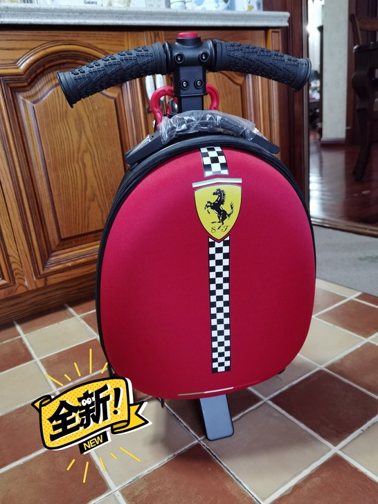 法拉利滑板车行李箱，全新，200转