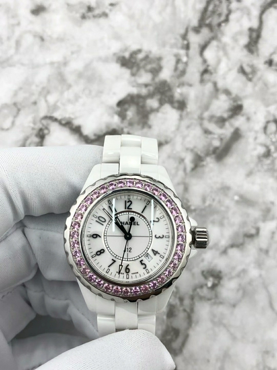 香奈儿j12系列女士腕表，原装粉宝石外圈，...
