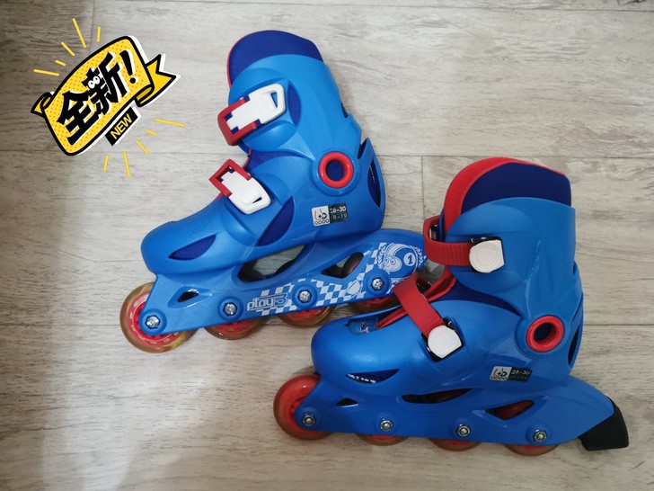 买回来在家试穿了一次，也算是全新的了