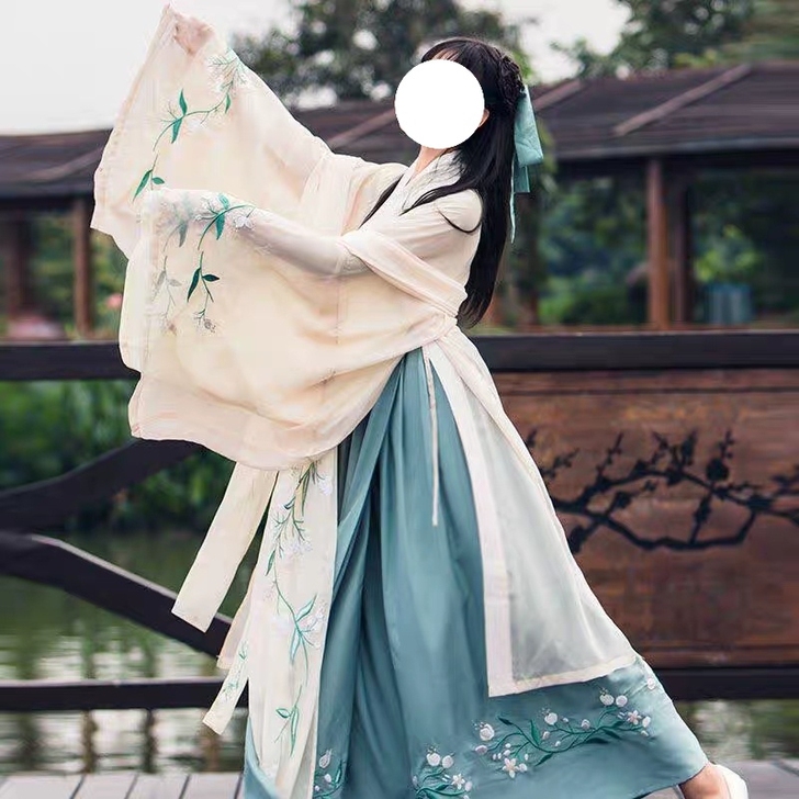 流烟昔冷家的杜若 本人懒得拍照 如果想要可...