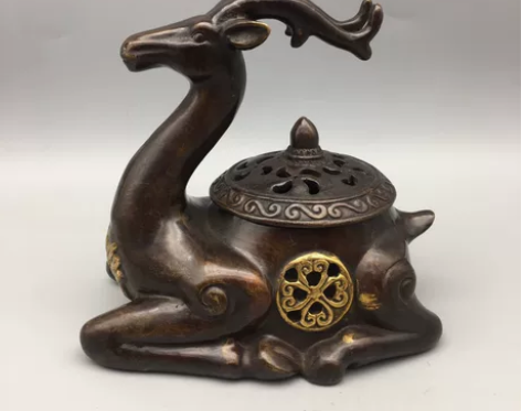 古玩铜器收藏，鹿熏香炉，工艺精湛 ，包浆醇...