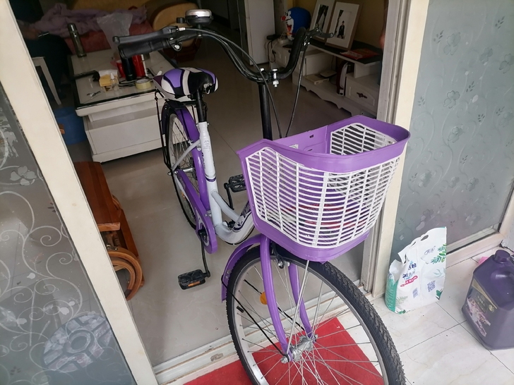 出售8成新成人二手自行车，外观无损坏，原价...