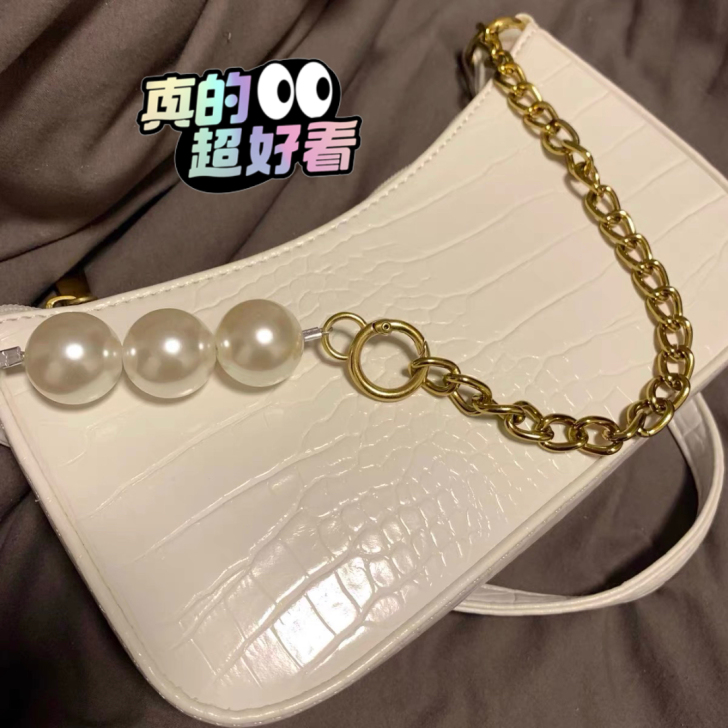 朋友送的一次都没有背过 腋下包买了太多 便...