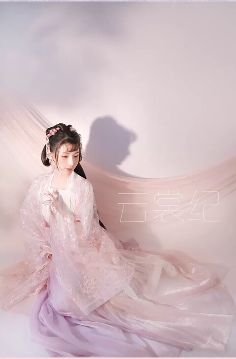 〔出租〕汉服女/齐腰襦裙/小码/活动演出服...