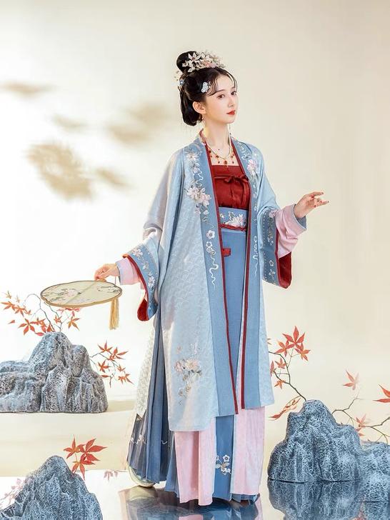 钟灵记 鲛人曲:宋制对襟长褙子长衫百迭襦裙...