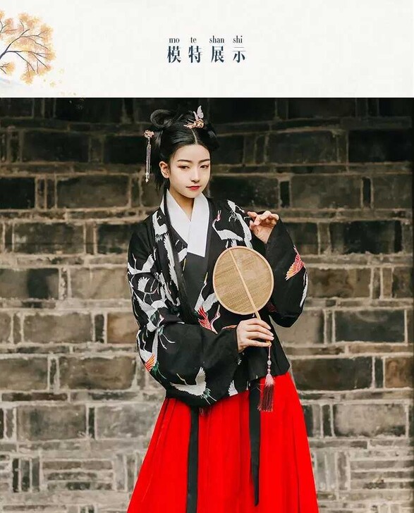 仅试穿一次、未下水