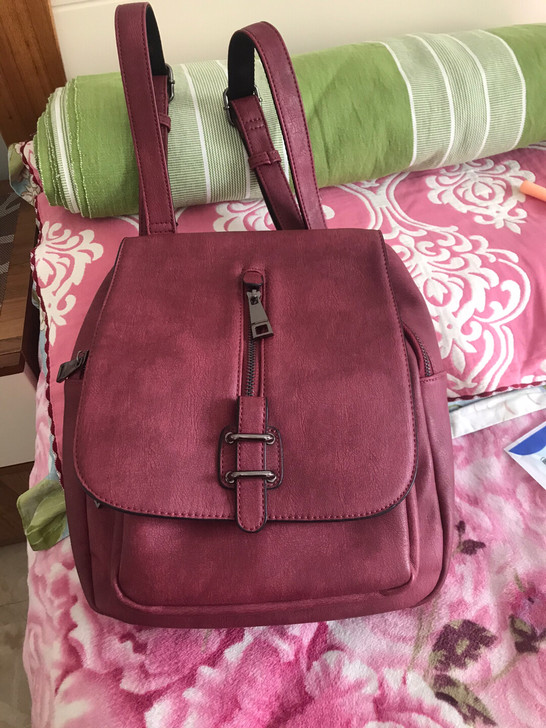 太多包，腾地方